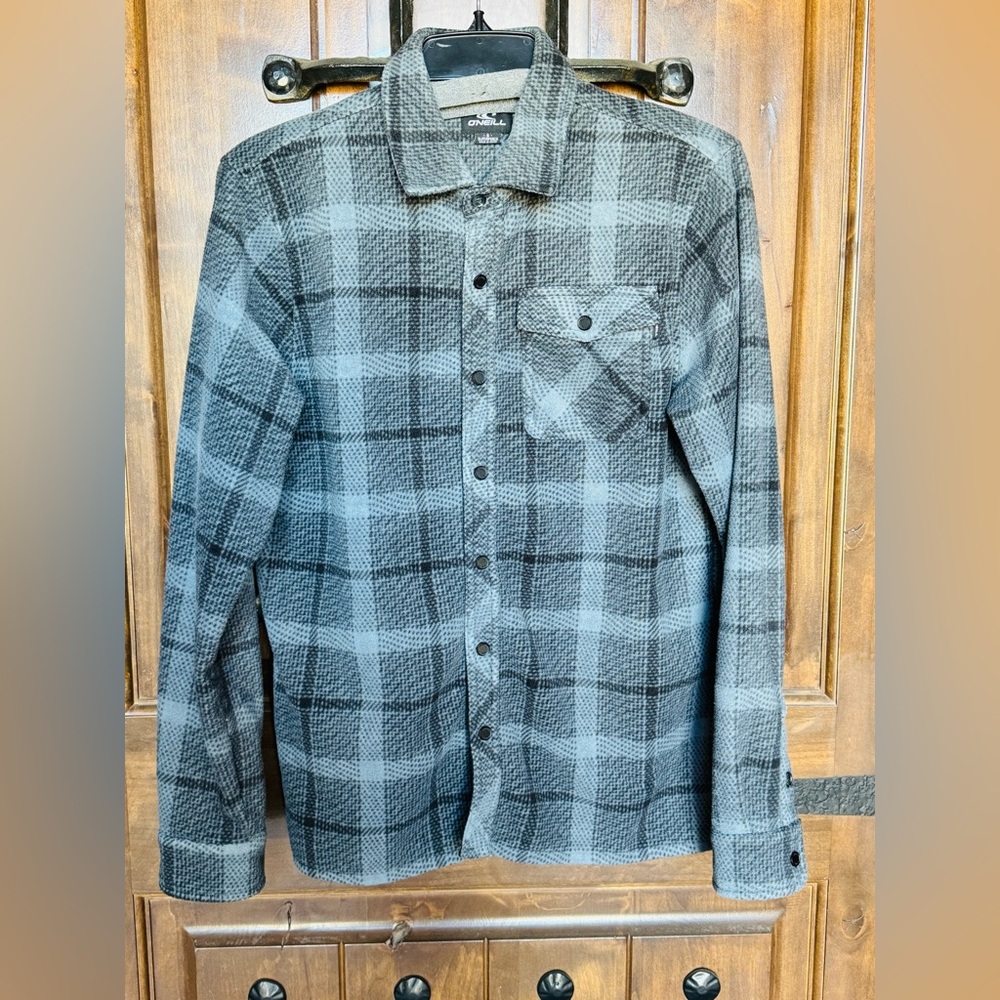 Men’s size S O'Neill Black and Gray Superfleece Button up Shirt